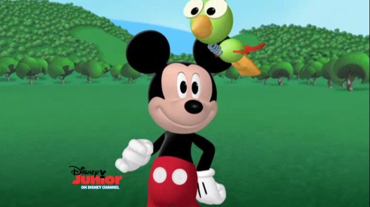 MICKEY MOUSE CLUBHOUSE- MICKEY'S ADVENTURES IN WONDERLAND 