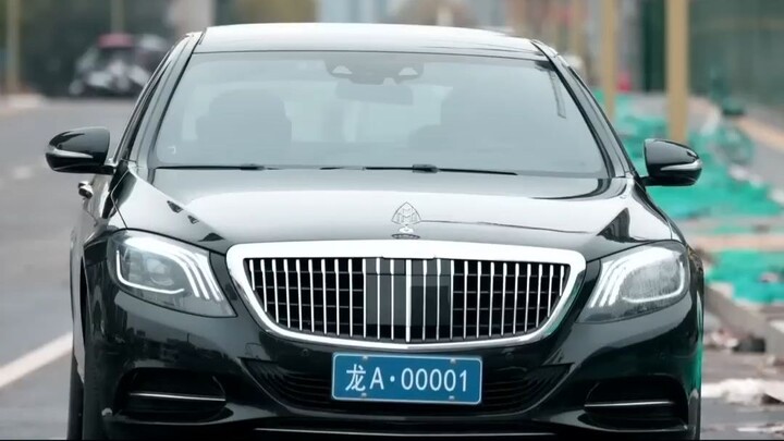 CEO “ซื้อ” คนงานยากจนใช้เป็นเครื่องมือแก้แค้น คาดไม่ถึงเขาเป็นมหาเศรษฐีรวยที่สุดแฝงตัวมา