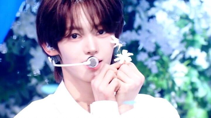 Sân khấu quảng bá ca khúc mới TWS “Nice to see you again” 26/02/2013