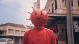A human-shaped new crown virus appeared on the street. People without masks came up with different t