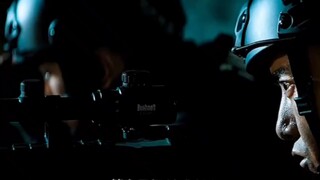 劫匪不可怕，就怕劫匪有文化，一队特警，都能被他轻松搞定，简直就是，劫匪中的佼佼者！