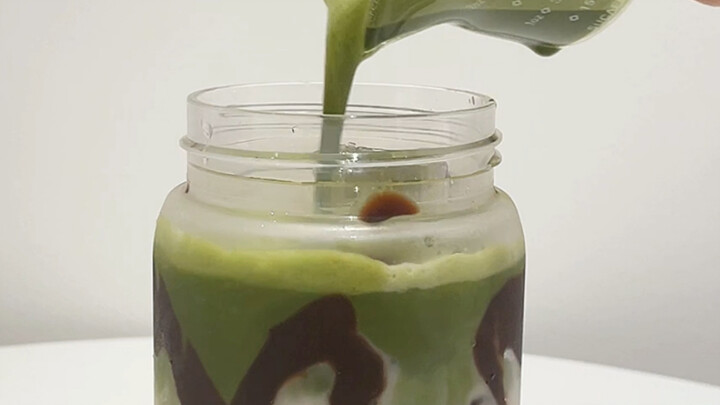 I’m drinking matcha again… I just can’t quit matcha!