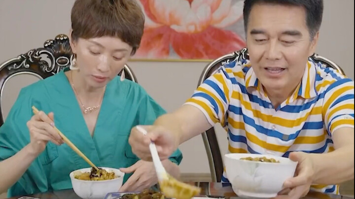 What’s a department director doing making zhajiangmian? How could this possibly be allowed?