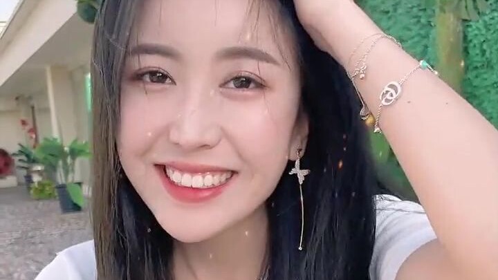 自从遇见她，我发现眼睛里是藏不住爱意的...