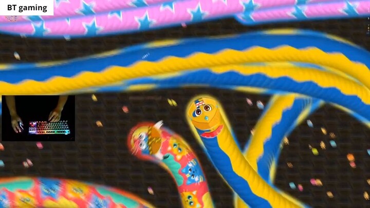 WE STAY WITH UKRAINE 🇺🇦 🇺🇦 - WORMATE.IO 5