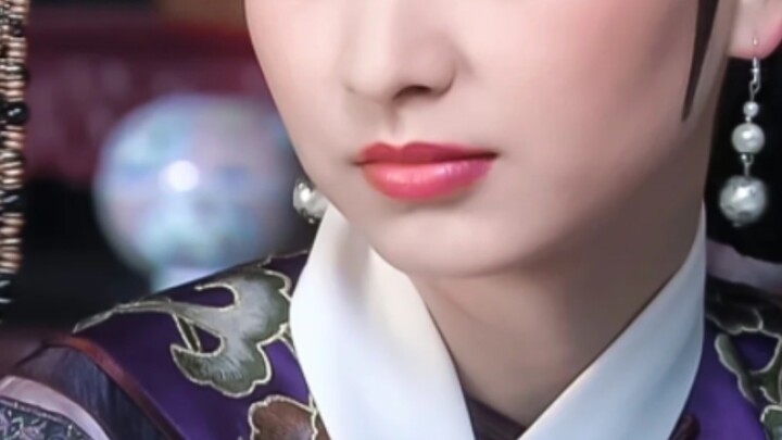 Hilarious! She'd rather question herself than ever doubt the clothes she chose!