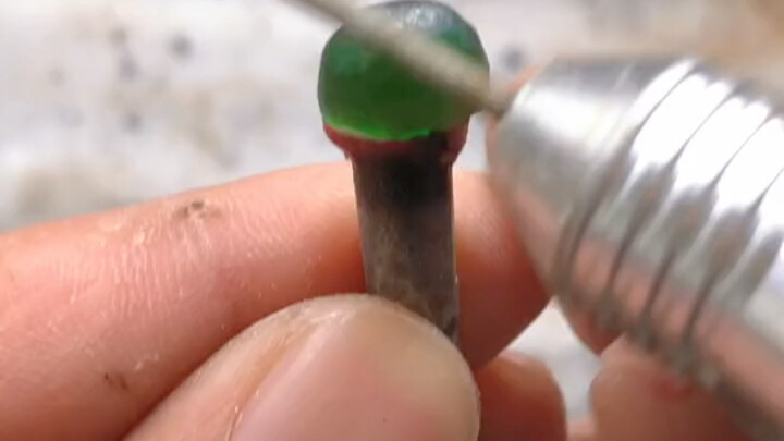 Bikin Liontin Telur Merpati Hijau Kaisar Pakai Botol Bir