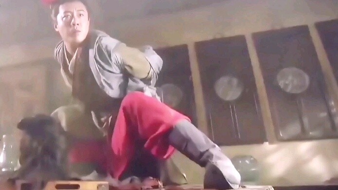 Ta thật sự sợ Tây Môn Thanh một quyền đánh chết Võ Tòng! Tây Môn Thanh này dùng áo cà sa chế ngự yêu