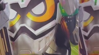 Khám phá cửa hàng đồ cũ Kamen Rider Exide số tiếp theo