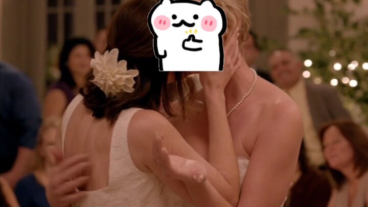 Khi một người mẹ biết con gái mình là người đồng tính...