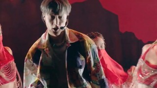 [Zhang Yixing |. Panggung] "The Veil" debut di Tiongkok