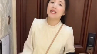 “男：指鹿为马，  女：就坡下驴”