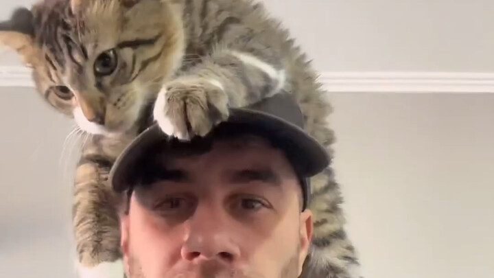 What are you eating? Let me see.