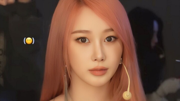 كل انطباع أولي لدى السلف عن جيزيل كان غريبًا إلى هذا الحد...