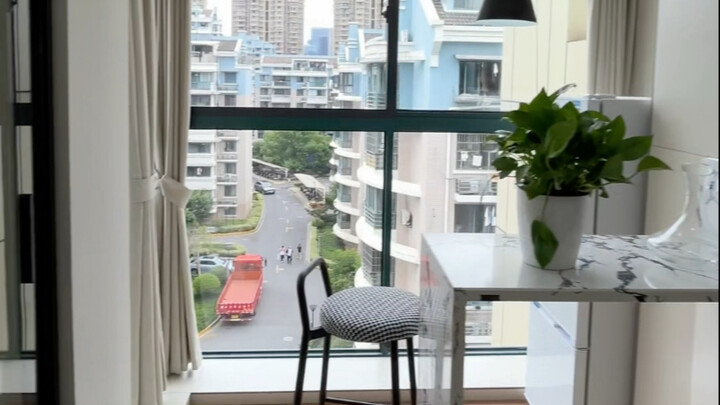 مالك العقار العبقري في هانغتشو يحوّل شقة مساحتها 120 مترًا مربعًا إلى 5 غرف منفصلة – شقة الحب بالنسخ