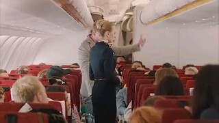 环际航空公司超售机票，一对中国母女遭受暴力驱赶下飞机