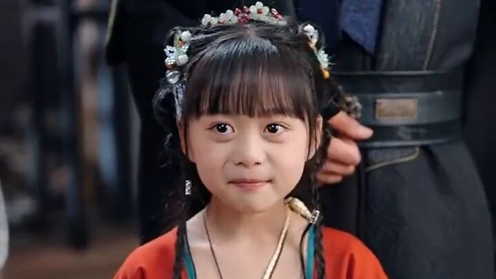 【FULL VERSION】A modern female agent accidentally turns into an ancient little gi