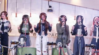 主场天籁和音！NMIXX新歌LOVE ME LIKE THIS首个电台全开麦现场！