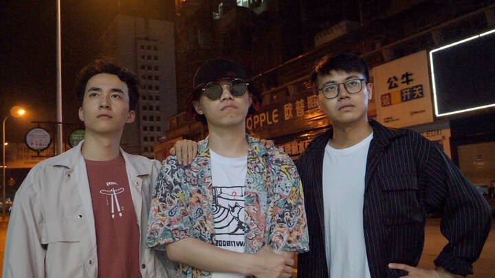 الرجل والدجاجة