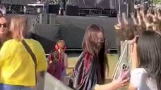 JISOO pergi menemui Coachella hari ini