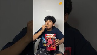 RRQ RYU REVIEW SNACKKING!