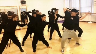 【Trương Nghệ Hưng】Video hậu trường tập luyện cho MV "Flying Apsaras"