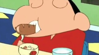 Tôi không ngờ Shin-chan lại đẹp đến vậy trong phong cách của Thủy Thủ Mặt Trăng.