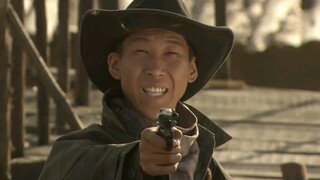 燕双鹰，半人半鬼