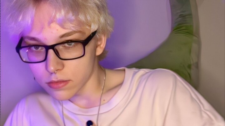 Crazy and sexy, dancing wildly on my XP