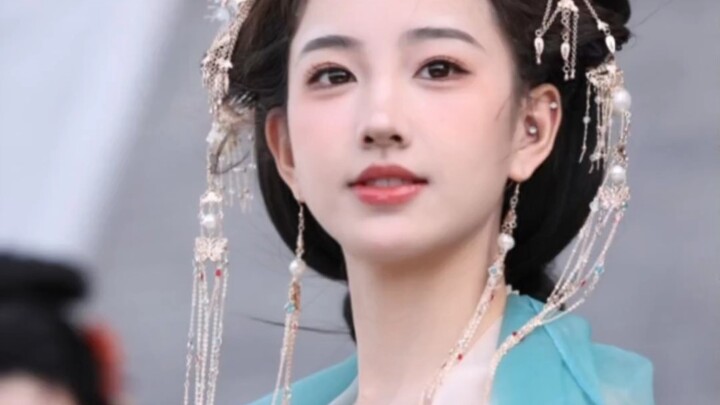 超近距离偶遇国风仙女游洛阳