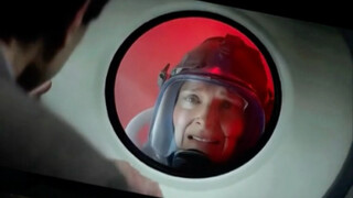 การเสียสละเพื่อความรักย่อมต้องใช้ความกล้าหาญ แต่การมีชีวิตอยู่เพื่อความรักนั้นต้องใช้ความกล้าหาญที่ย