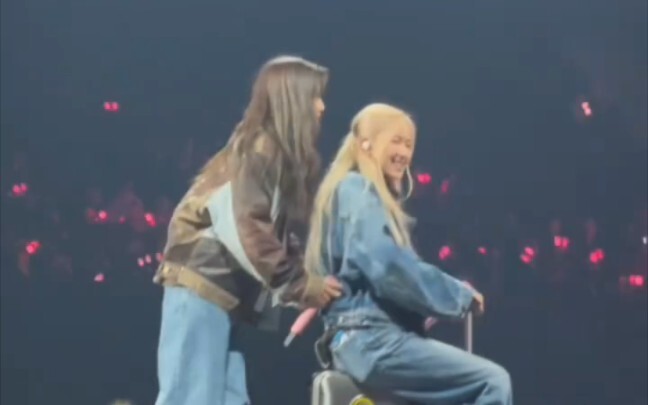 【Buổi hòa nhạc của Blackpink】Jennie: Con đường gian khổ mà tôi đã đi qua, không thể để em gái tôi đi