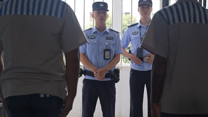 Học cách tôn trọng người khác cũng là một môn học bắt buộc