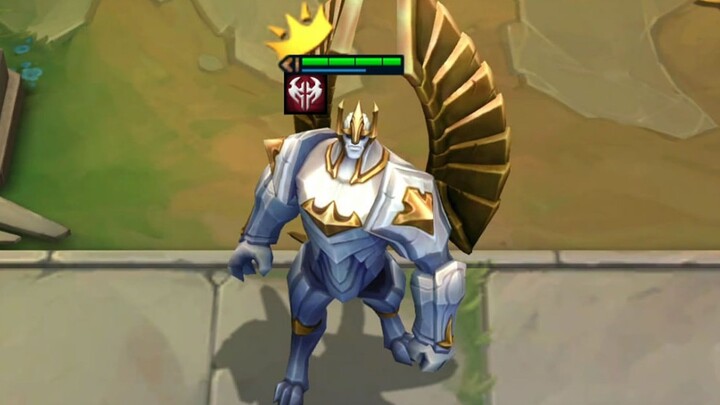 Chuẩn bị cho Sylas, mang cả trang bị chuyển lớp cũng hiệu quả! Level 9 còn tí máu mà vẫn mở được 10 