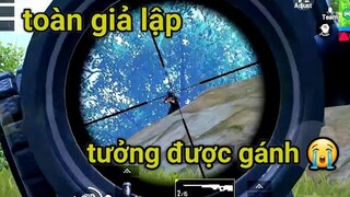 PUBG Mobile - Trà Trộn Team Chơi Giả Lập PC Để Săn Hack | Tưởng Được Gánh Ai Ngờ Gánh SM..