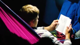 Ngủ võng giữa vực thẳm tại núi Monte Piana, Italy