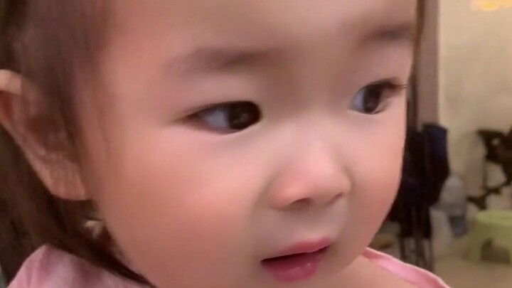 If I remember correctly, Ma Dongmei used to smile just like that~