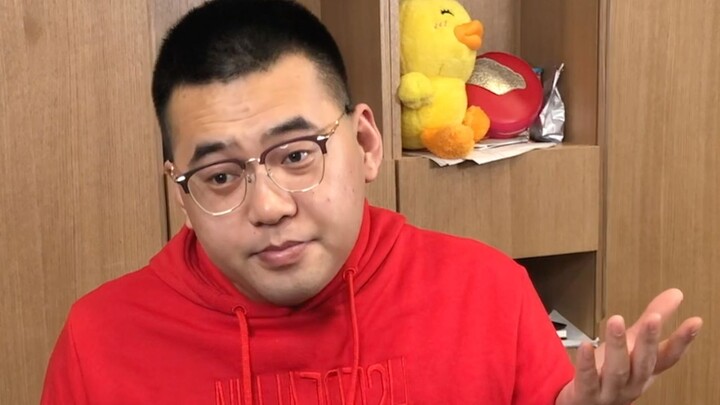 ظهر هواية خاصة في المكتب، يرجى من الزملاء توخي الحذر!