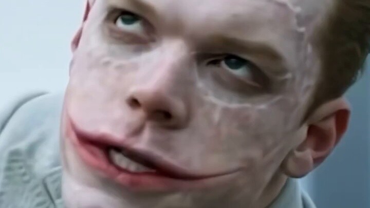 วิวัฒนาการของรูปลักษณ์ภายนอกของ Shameless Ian (Cameron Monaghan)
