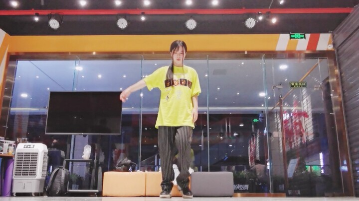 [Fat Face Mirror Mirror] I am a personal trainee who has been practicing for 3 months. I would like 