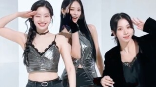 التحدي الثالث! تحدي رقصة "ONE SPARK" لفرقة TWICE