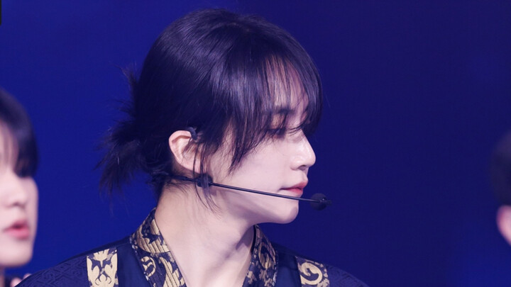 Có ai ở đây không, ra đây quẩy đầu nào! [Seventeen]