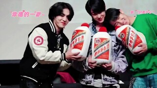 【يا له من طفل ثانٍ لطيف جدًا!!!】ماوتاي تخرج من البلاد وتتوجه إلى العالم أجمع~