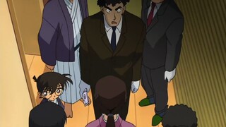 The uncle clearly took a photo of the murderer, but he couldn't find the person with the mole on his