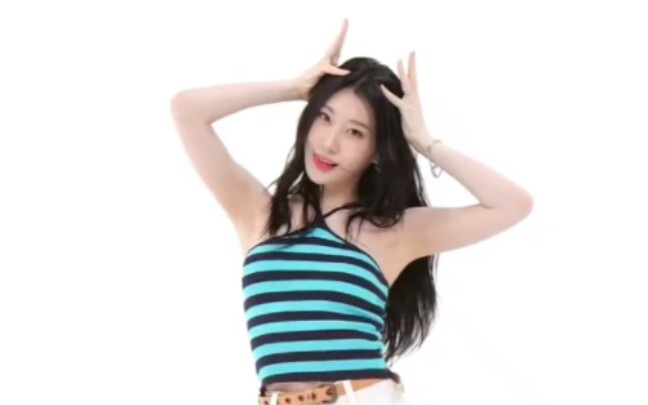 ITZY's new song SNEAKERS Li Cai leads the weekly idol dance mirror for personal use