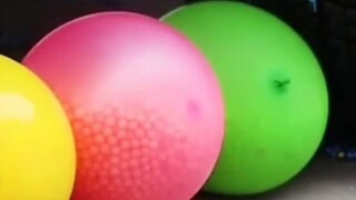 mobil vs balon styrofoam slowmotion