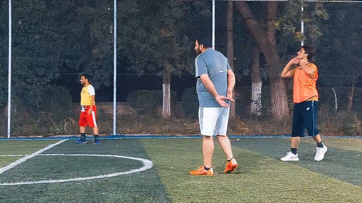 In university of Peshawar  I salect for footsall team.