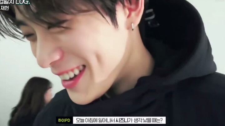 【Jung Jaehyun】Nona yang memegang kamera, kamu baik-baik saja?