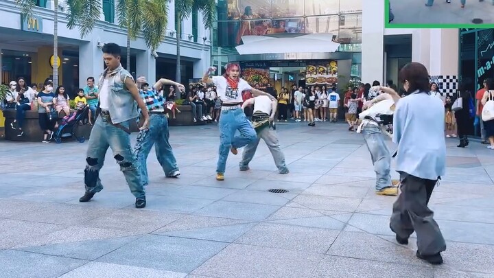 [Z-axis Dance Troupe] Góc nhìn của một người qua đường chứng kiến cảnh cậu em trai nhảy theo bài hát