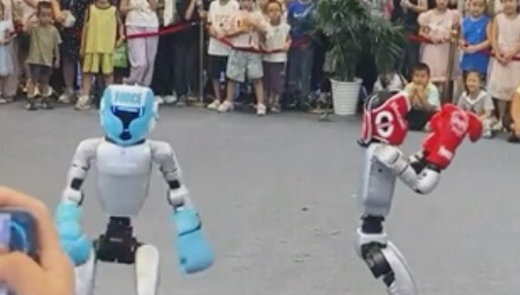 พี่ชายเริ่มฉลองล่วงหน้าแล้ว